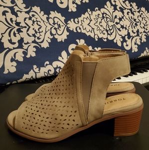 Torrid Peep Toe booties w/block heel - Wide width